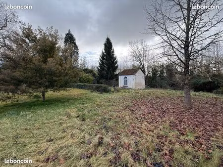 terrain à bâtir en centre-ville de la flèche