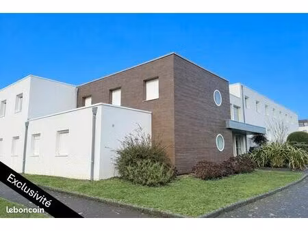 immeuble bureau 950 m2 à vendre proximité port de vannes
