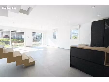 dpe a - maison 5 pieces - 115m2 - garage - etat neuf