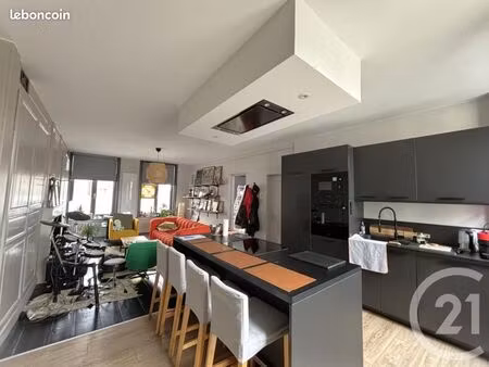 appartement 3 pièces 79 m²