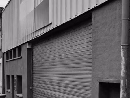 à louer — hangar professionnel 500 m²