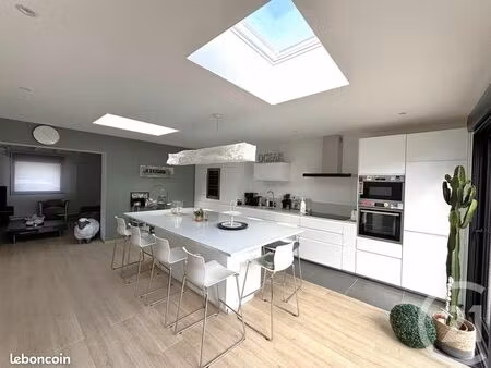 maison 3 pièces 124 m²