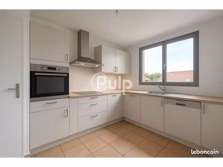 immeuble 15 pièces 315 m²