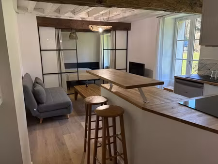 location appartement 1 pièce 27 m² à pontoise (95000)