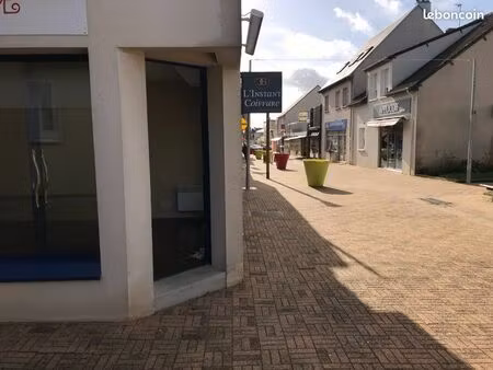 local commercial sargé les le mans