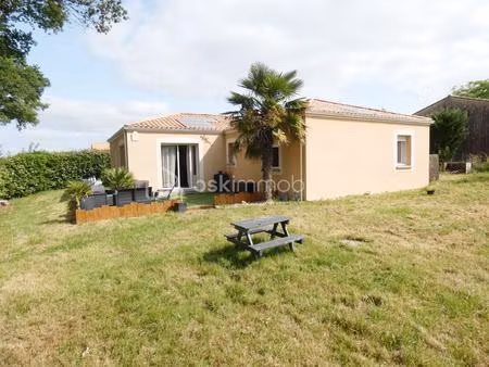 maison de 120 m² à corcoue-sur-logne