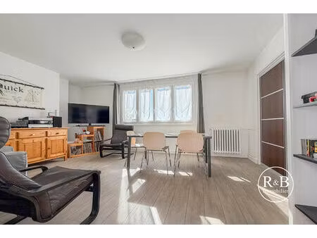 appartement les clayes sous bois 4 pièces 68 m2