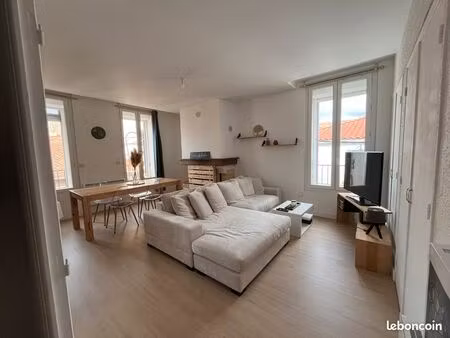 grand t3 de 75m2 avec terrasse