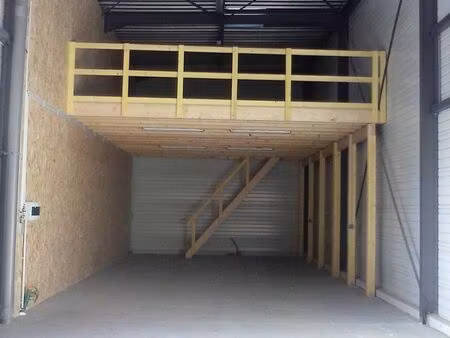 a louer box stockage andernos les bains