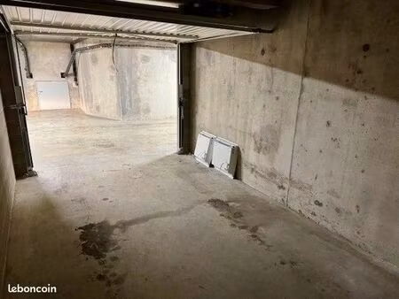 garage 1 pièce cormontreuil