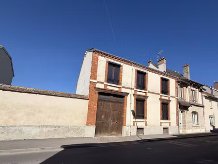 maison ancienne type 5 avec dépendances