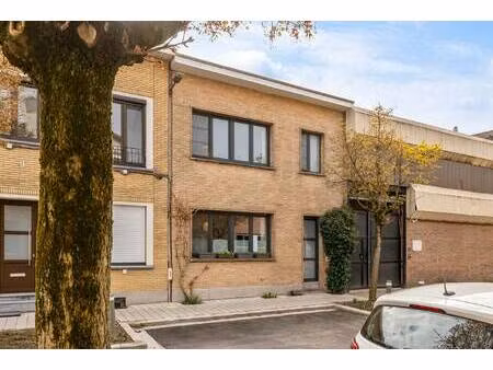 huis te koop in borgerhout met 2 slaapkamers