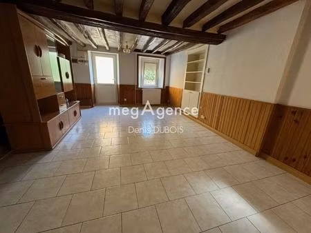 maison t3 avec chambre et salle d 'eau en rdc