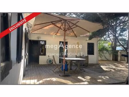 la faute sur mer  plain pied  3 suites parentales  garage sur une parcelle de 627m2 clos e