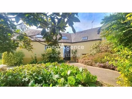 maison familiale lumineuse — 145 m² — terrain 1 345 m² 4 chambres