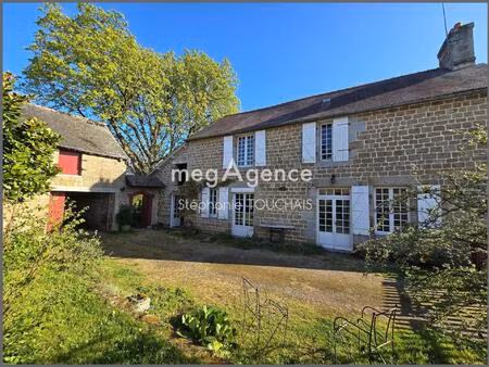 longère de 155 m²  6 pièces  dépendances sur 1600 m² de terrain