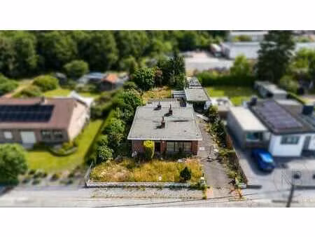 bouwgrond met vergunning voor tweewoonst!