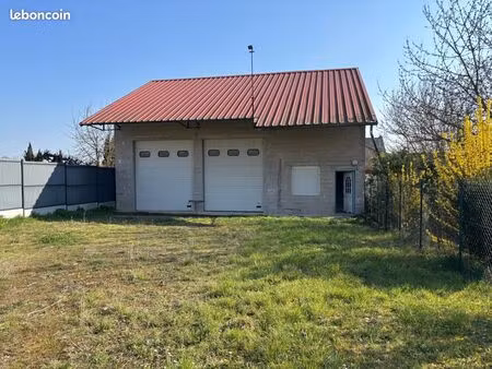 maison 2 pièces 100 m²