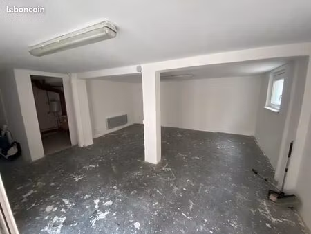 local 40 m2 quartier kléber-gare