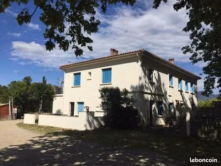 a louer - f1 + biz 1km de ceret