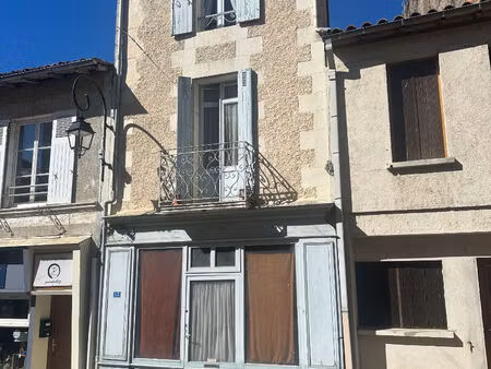maison ancienne à rénover à vivonne - 3 pièces - 50 000 €