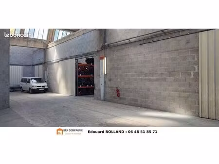 box de stockage / activité / local à vendre / 70 m² / 33 000 euros hors taxes