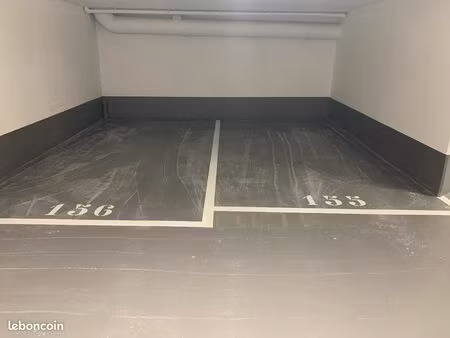 parking à louer - centre ville de maisons-laffitte