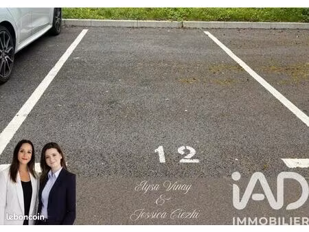 parking/box hardricourt