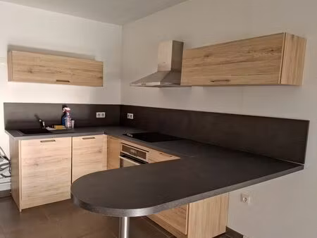 le houlme - appartement t3 récent avec balcon  ascenseur et 2 parkings - 153 000 net vende