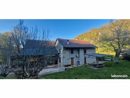 maison 9 pièces 172 m²