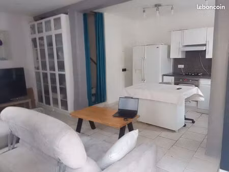 maison 3 pièces 80m2