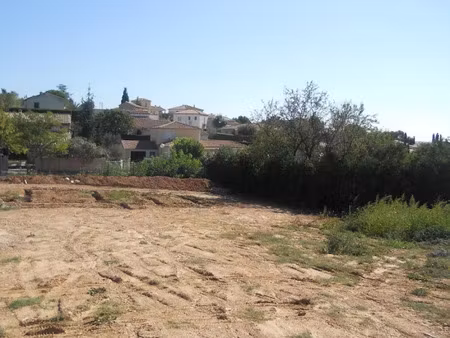 vente terrain 378 m² à vergèze (30310)  158 900 €