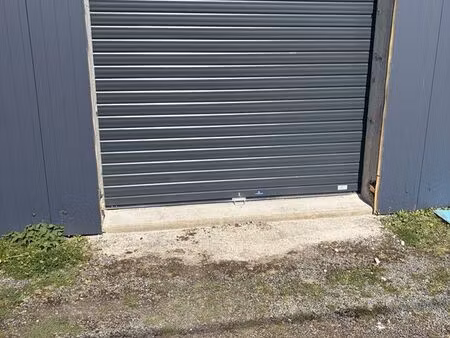 entrepôt 80 m² roye