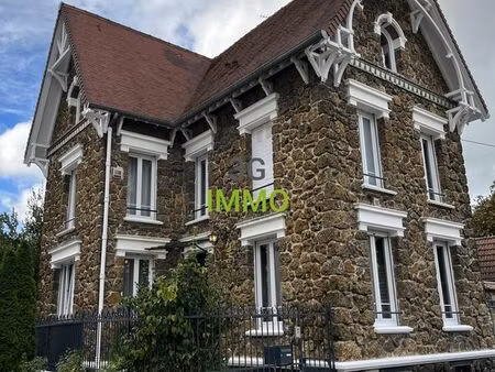 maison en pierres meulières | proche gare | jardin sans vis-à-vis