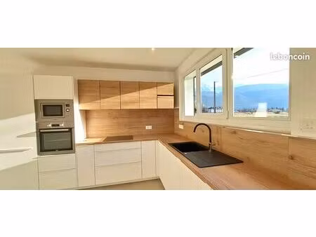 t3 appartement neuf 63m² dans maison au calme 2 places de parking