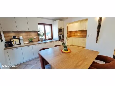 t4 appartement neuf 87m² dans maison au calme 2 places de parking