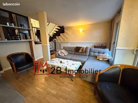 maison 5 pièces 94 m²