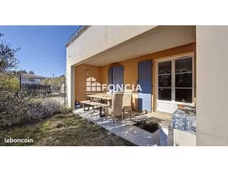 t3 en rez-de-jardin – terrasse + jardin 140 m² – 2 parkings – climatisé – résidence de sta