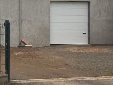 location local activité entrepôt