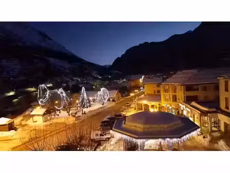 vente locaux professionnels 624 m² à l'argentière-la-bessée (05120)  440 000 €