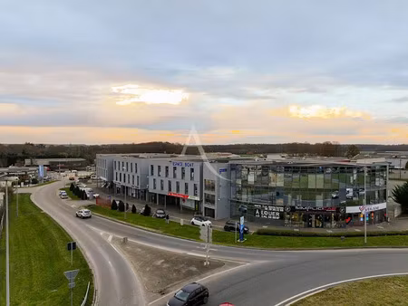 vente locaux professionnels 3326 m² à nogent-le-phaye (28630)  4 178 500 €