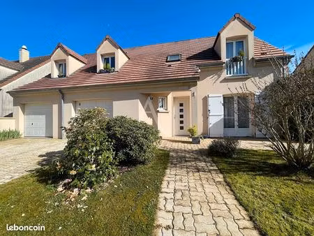 maison 7 pièces 141 m²