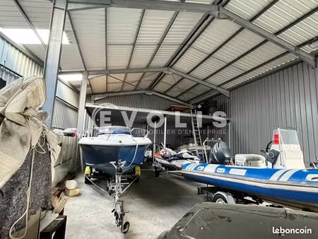 local d'activité 386 m²