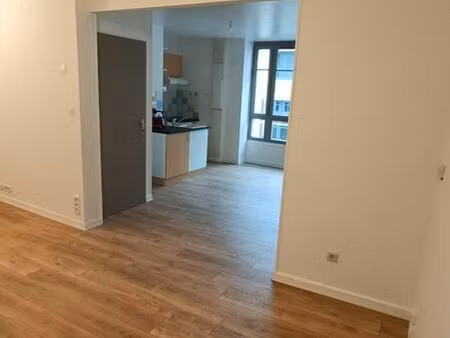 location maison de ville