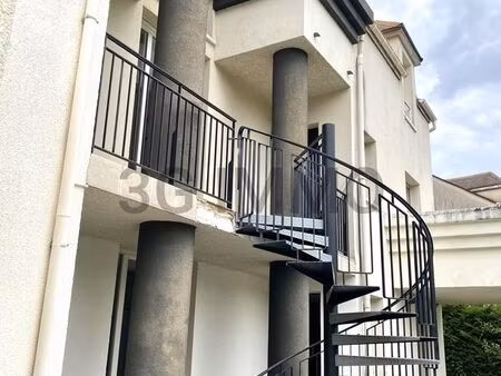 location | propriété | 8p | 6ch | 360 m² | saint-rémy-lès-chevreuse | expo nord-est | terr