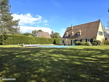 maison 7 pièces 183 m²