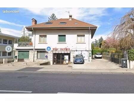 caviste annecy magasin 100m² + réserve 85 m²