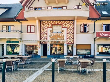 bar  murs commerciaux  restaurant 159 m² valleiry