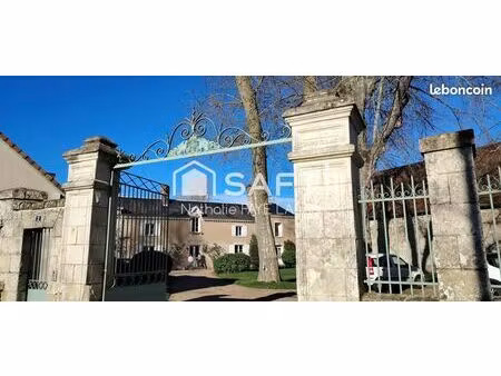 propriété 8 pièces 350 m²