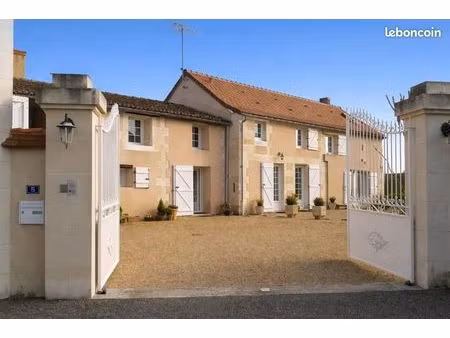 longère 5 pièces 157 m²